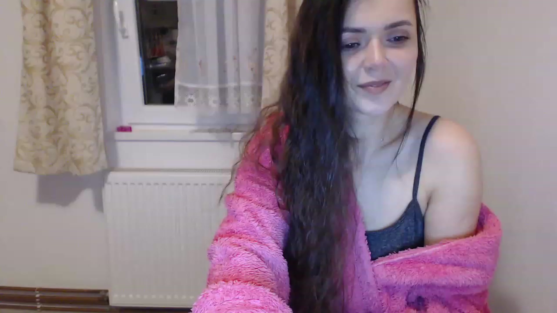Gallery image thumbnail from Selene18a's myfreecams stream on, 04/17/2023, 21:48 image 1 of 20