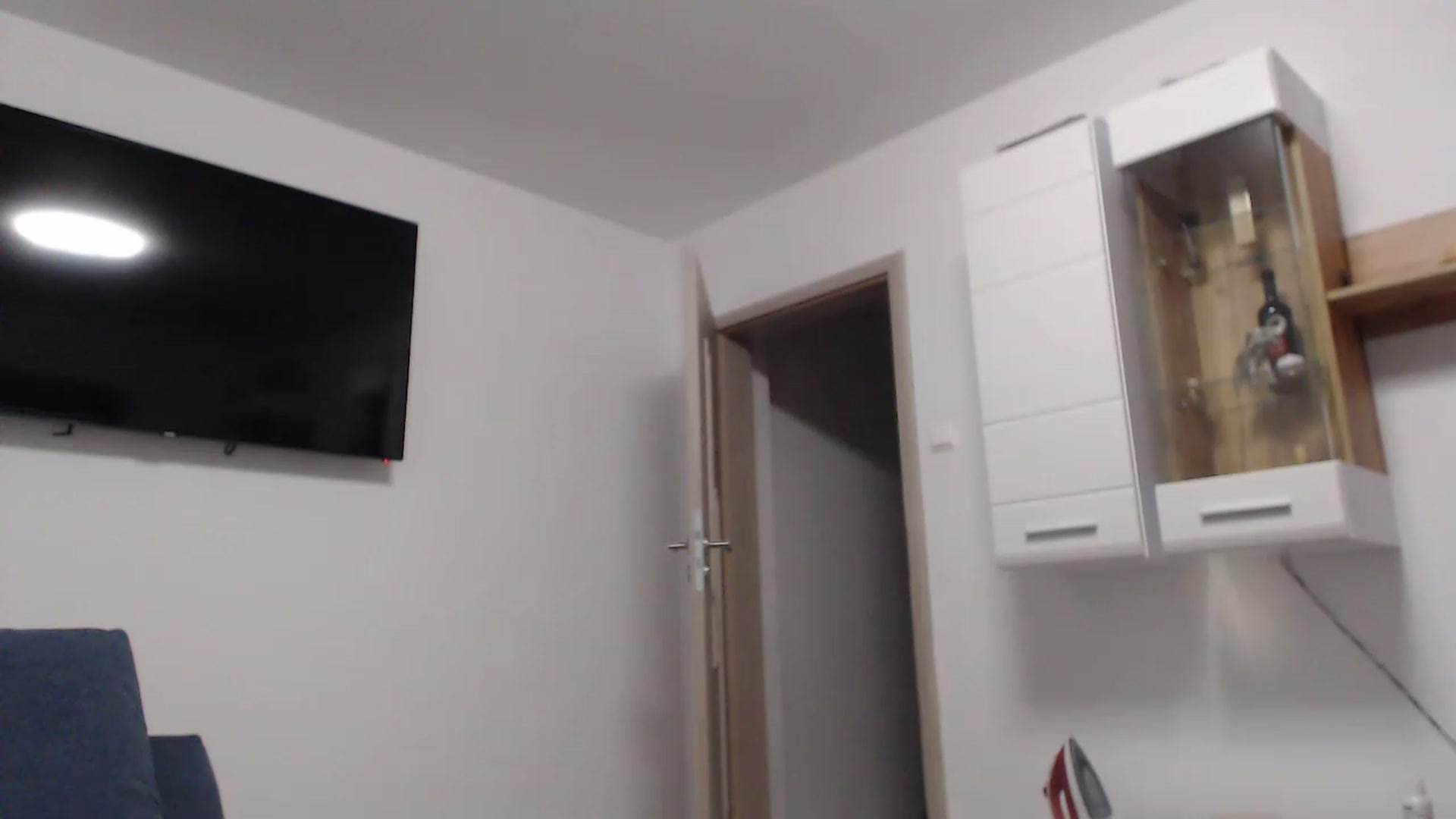 Gallery image thumbnail from Selene18a's myfreecams stream on, 04/17/2023, 21:48 image 11 of 20
