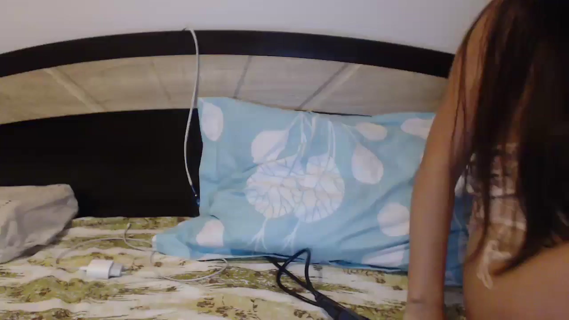 Gallery image thumbnail from Selene18a's myfreecams stream on, 09/25/2023, 18:15 image 17 of 20