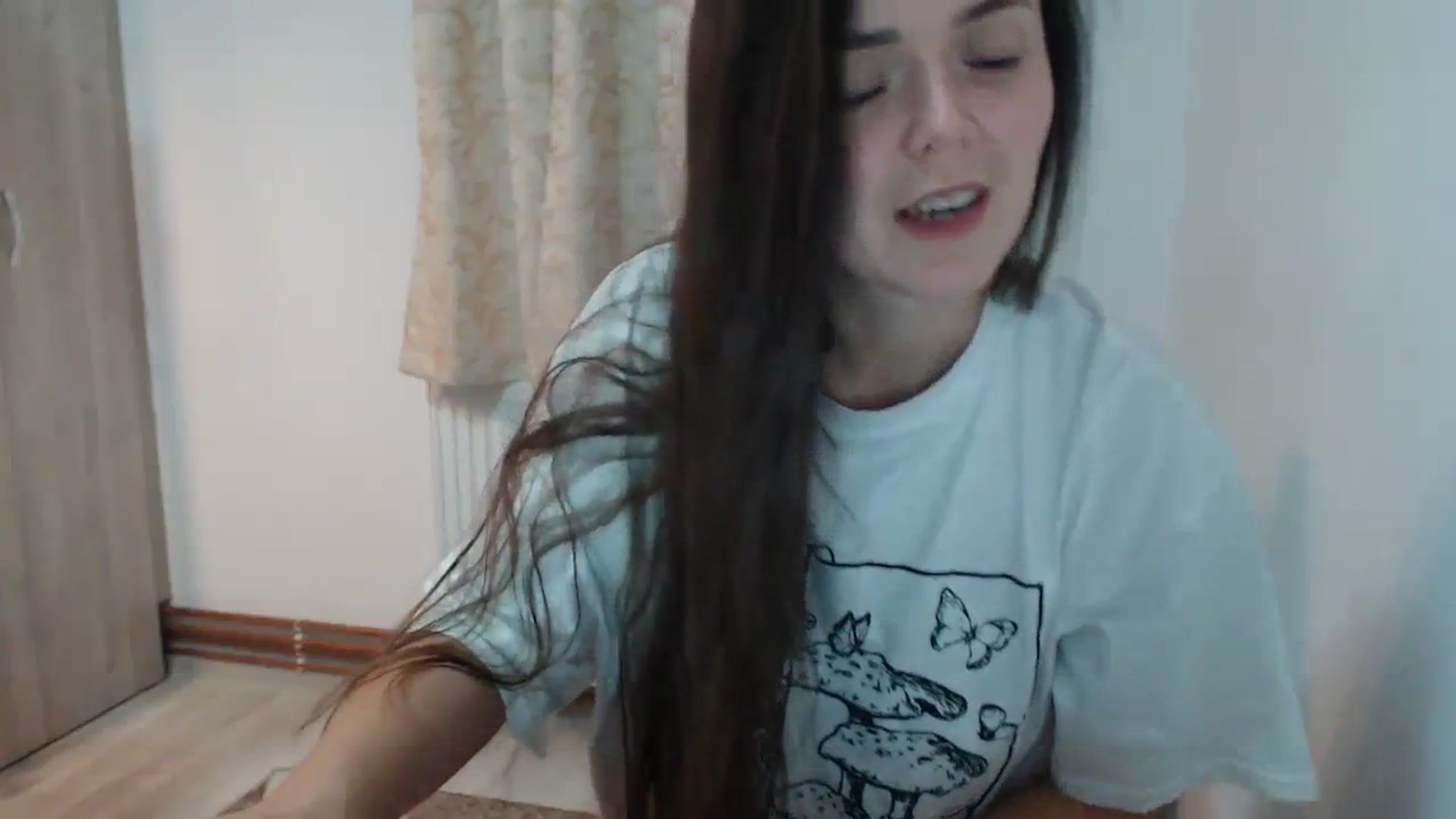 Gallery image thumbnail from Selene18a's myfreecams stream on, 10/22/2023, 17:56 image 16 of 20