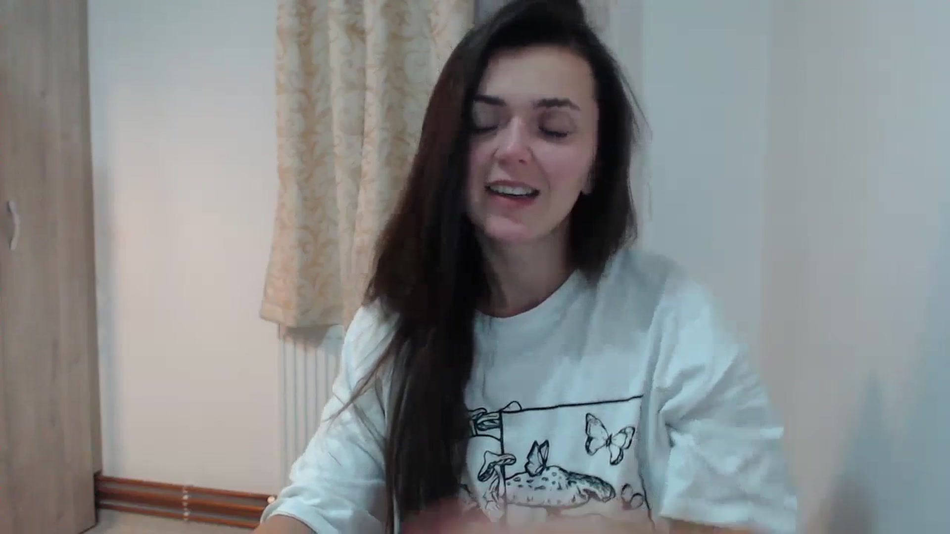 Gallery image thumbnail from Selene18a's myfreecams stream on, 10/22/2023, 17:56 image 3 of 20