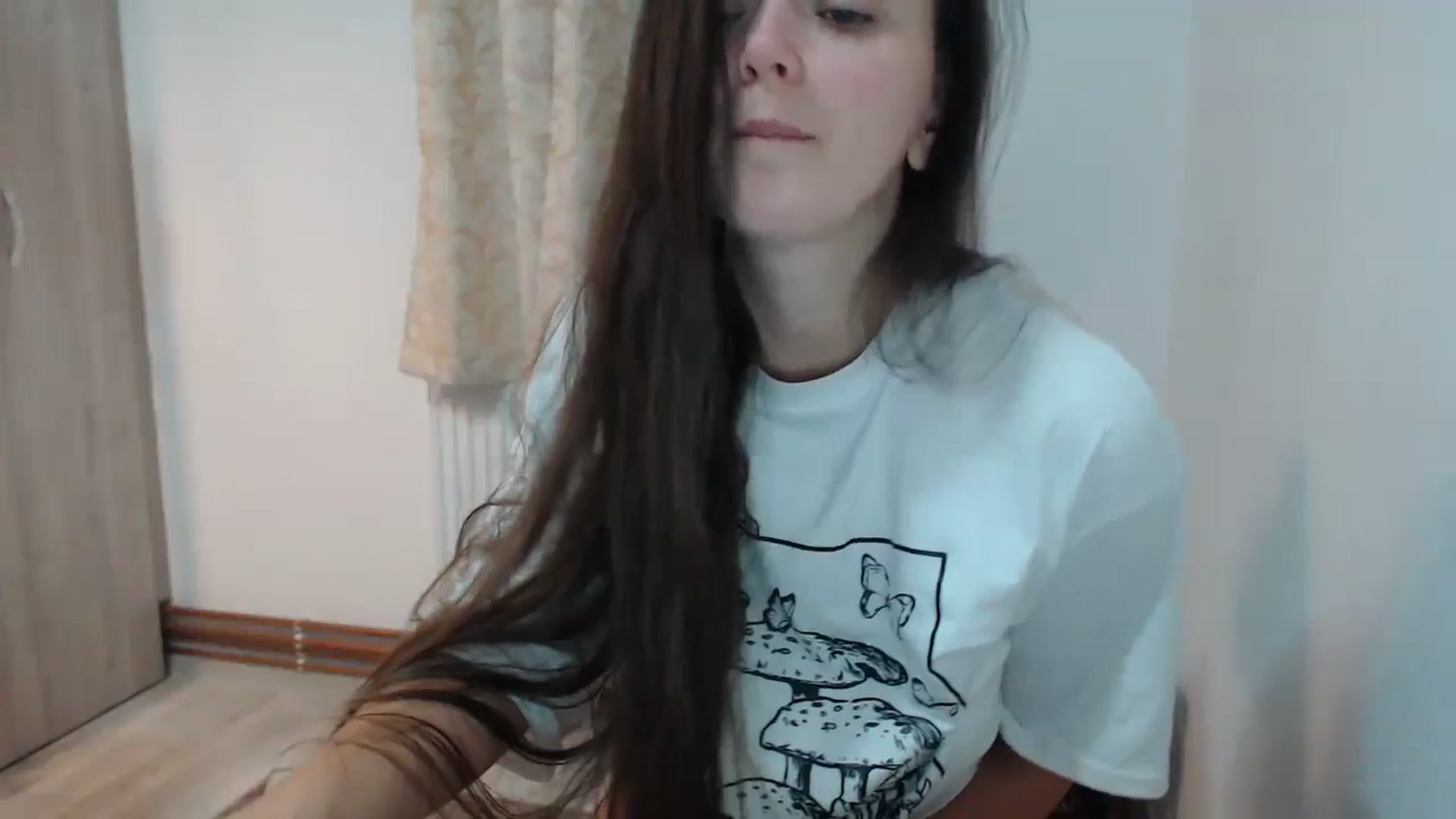 Gallery image thumbnail from Selene18a's myfreecams stream on, 10/22/2023, 17:56 image 15 of 20