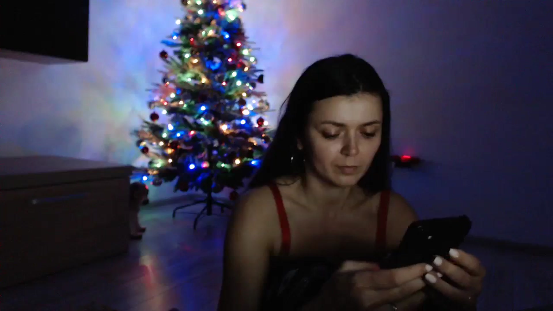 Gallery image thumbnail from Selene18a's myfreecams stream on, 12/17/2023, 17:54 image 13 of 20