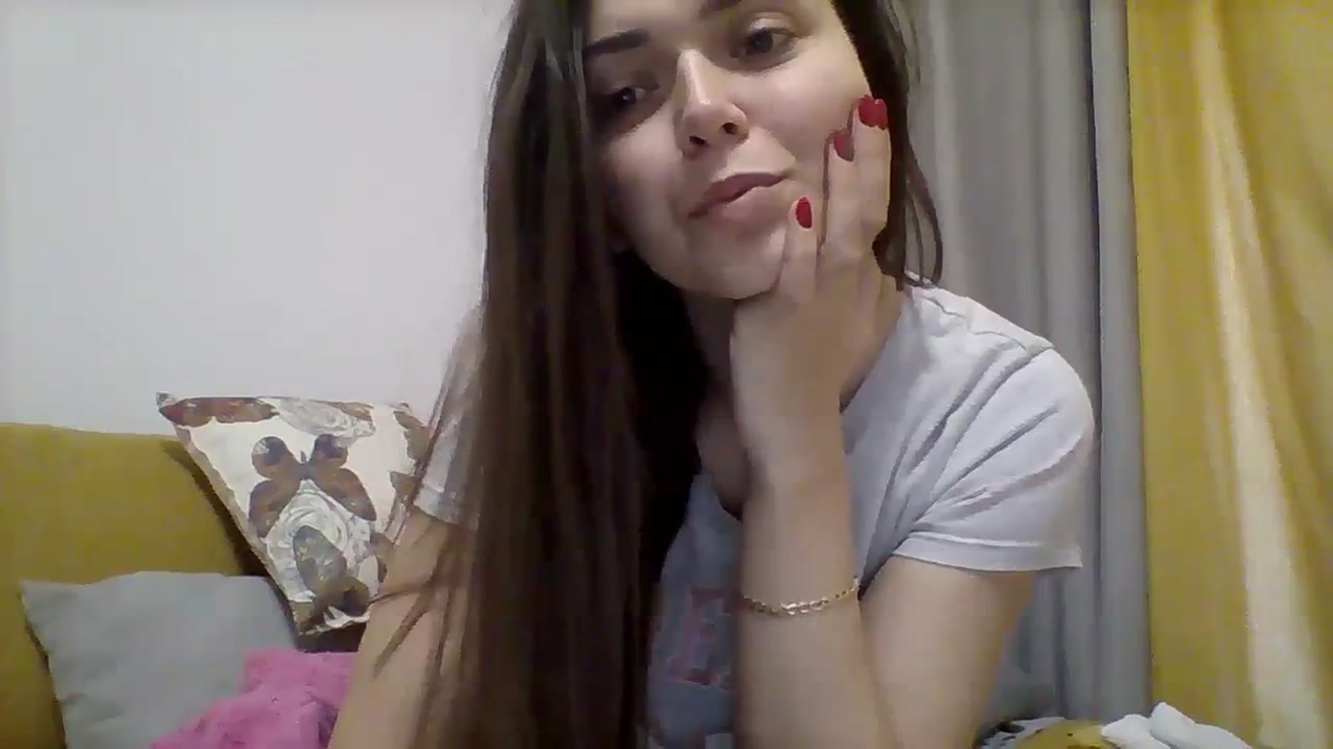 Gallery image thumbnail from Selene18a's myfreecams stream on, 12/25/2023, 11:02 image 5 of 20