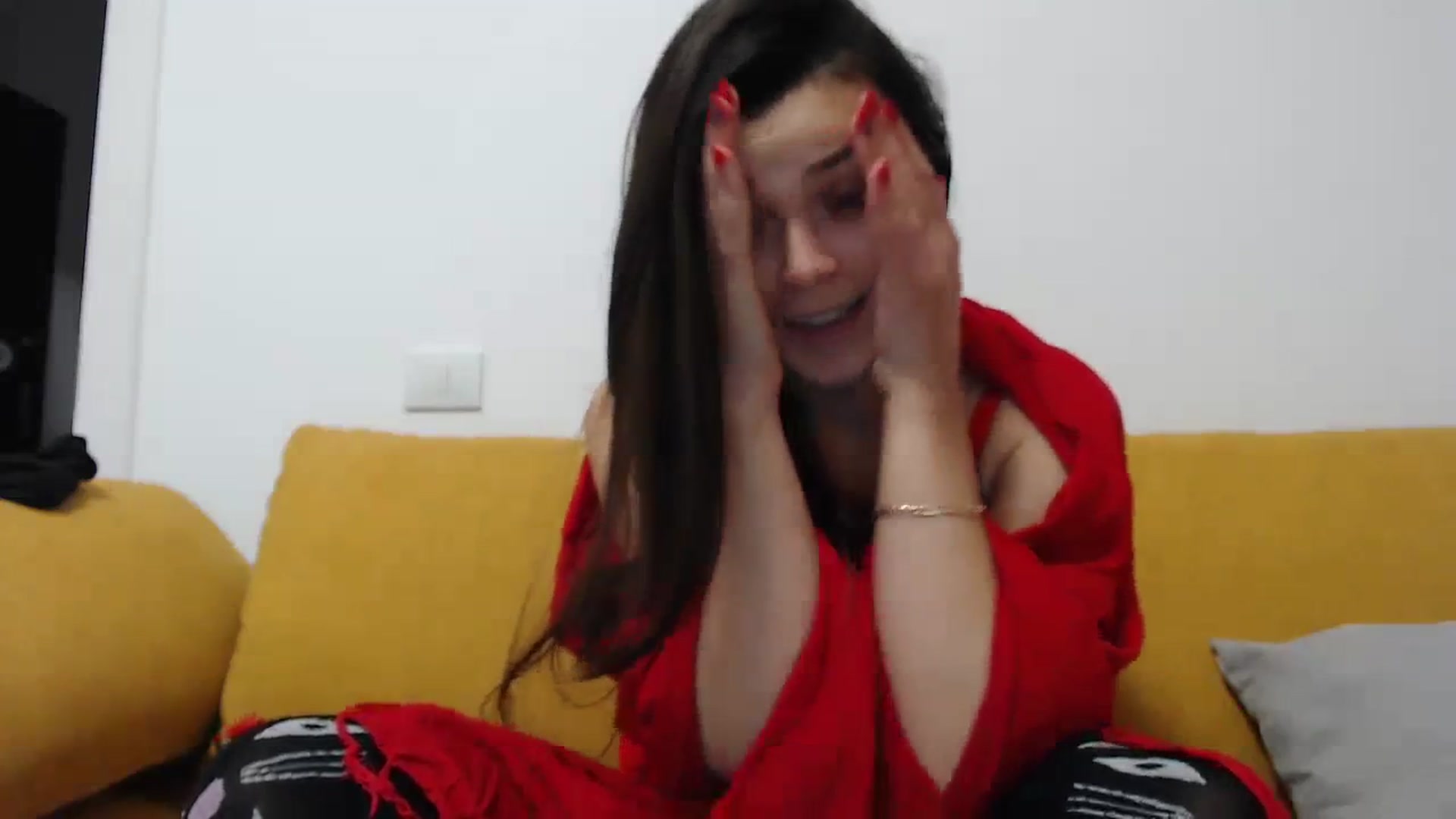 Gallery image thumbnail from Selene18a's myfreecams stream on, 12/25/2023, 14:42 image 2 of 20