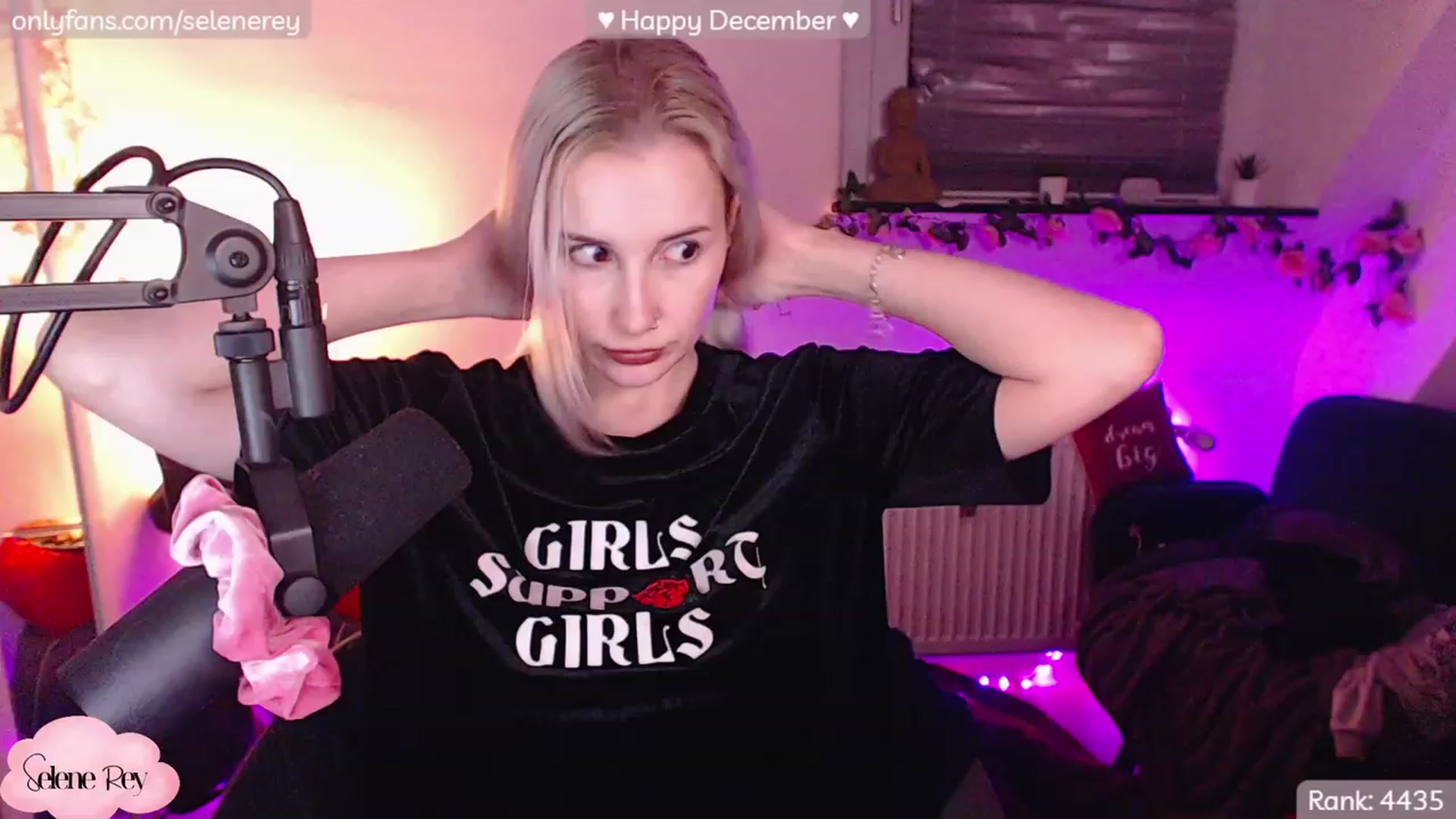 Gallery image thumbnail from SeleneRey's myfreecams stream on, 12/04/2022, 17:38 image 1 of 20