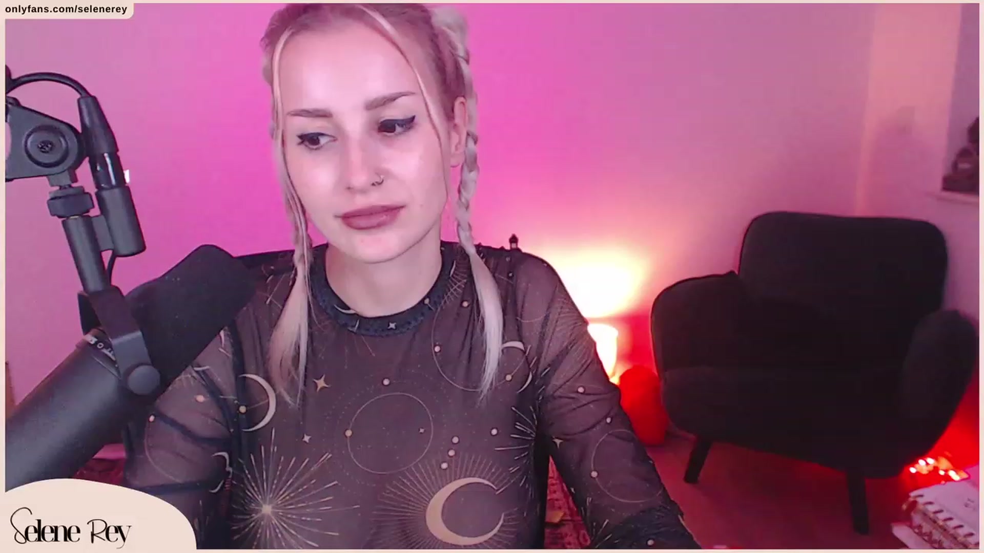 Gallery image thumbnail from SeleneRey's myfreecams stream on, 09/19/2023, 19:09 image 6 of 20