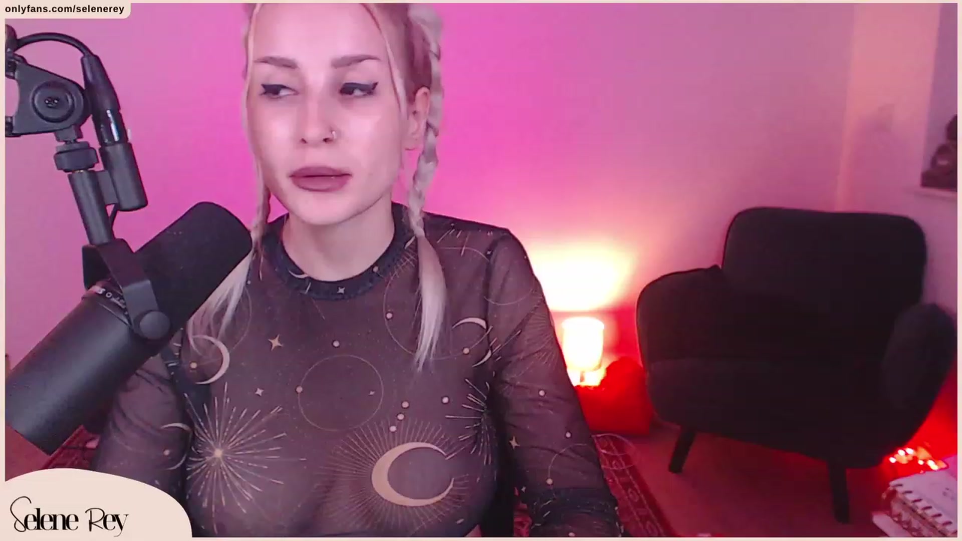 Gallery image thumbnail from SeleneRey's myfreecams stream on, 09/19/2023, 19:09 image 8 of 20