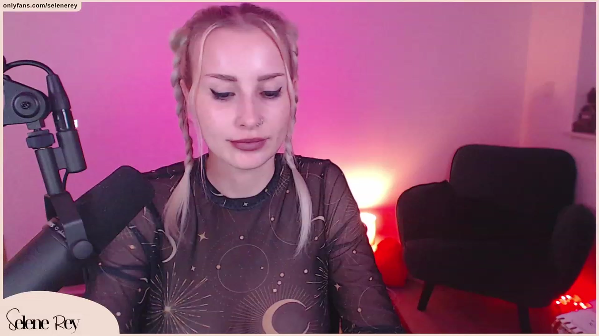 Gallery image thumbnail from SeleneRey's myfreecams stream on, 09/19/2023, 19:09 image 5 of 20