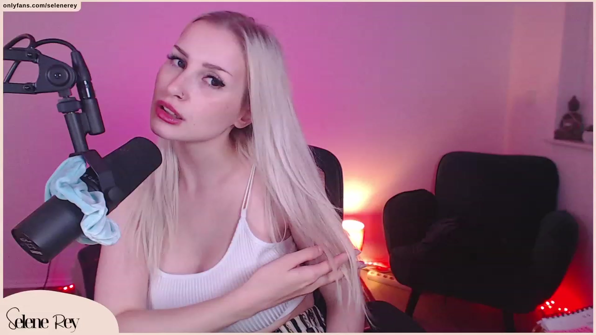 Gallery image thumbnail from SeleneRey's myfreecams stream on, 09/24/2023, 16:45 image 20 of 20
