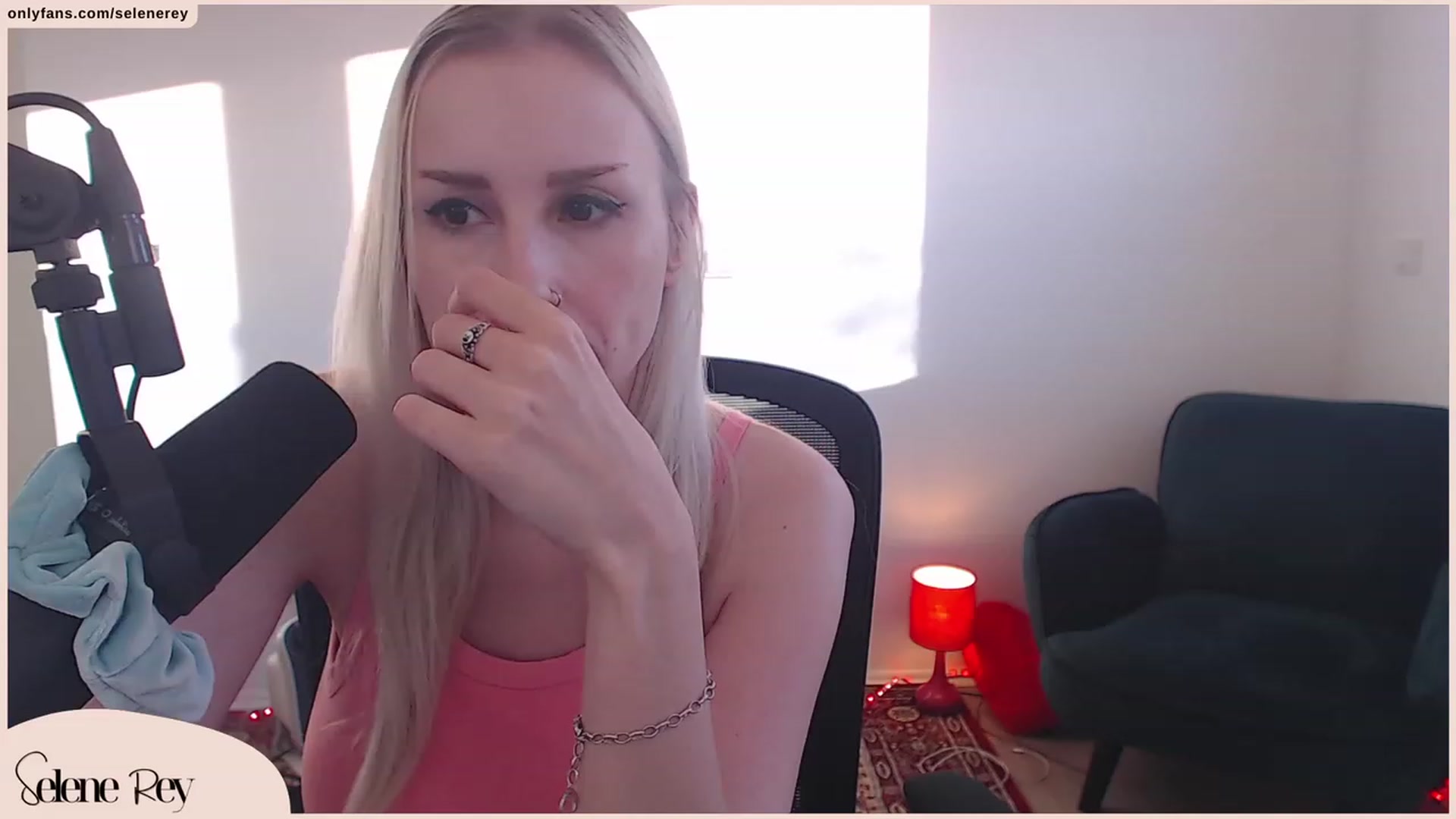 Gallery image thumbnail from SeleneRey's myfreecams stream on, 09/26/2023, 16:24 image 6 of 20