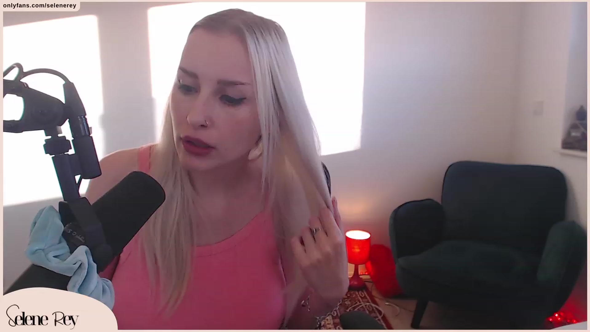 Gallery image thumbnail from SeleneRey's myfreecams stream on, 09/26/2023, 16:24 image 18 of 20