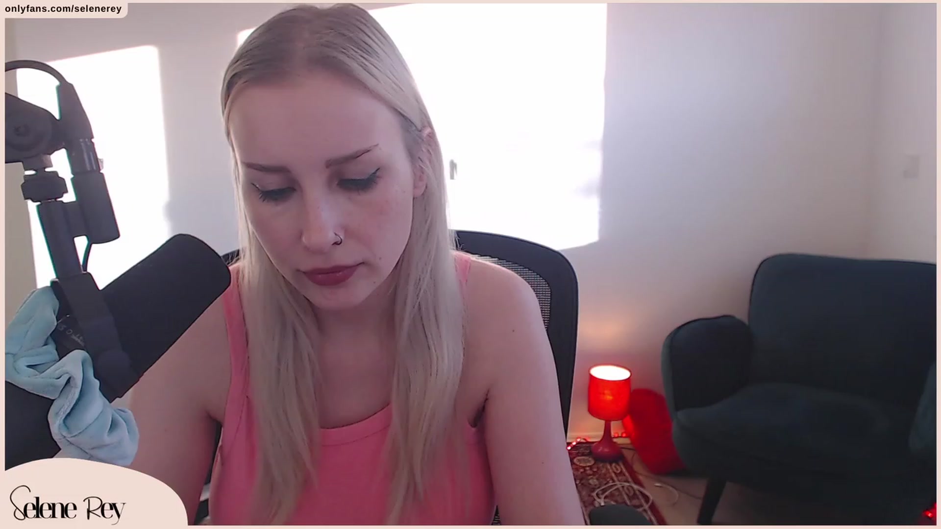 Gallery image thumbnail from SeleneRey's myfreecams stream on, 09/26/2023, 16:24 image 9 of 20