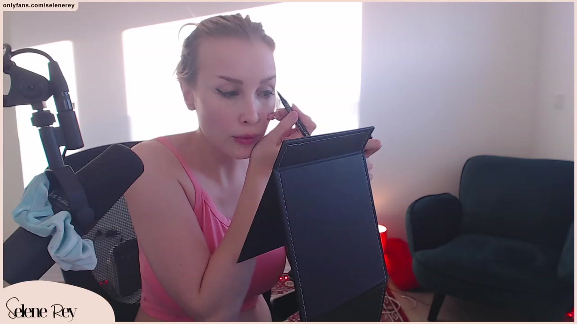 Gallery image thumbnail from SeleneRey's myfreecams stream on, 09/26/2023, 16:24 image 1 of 20