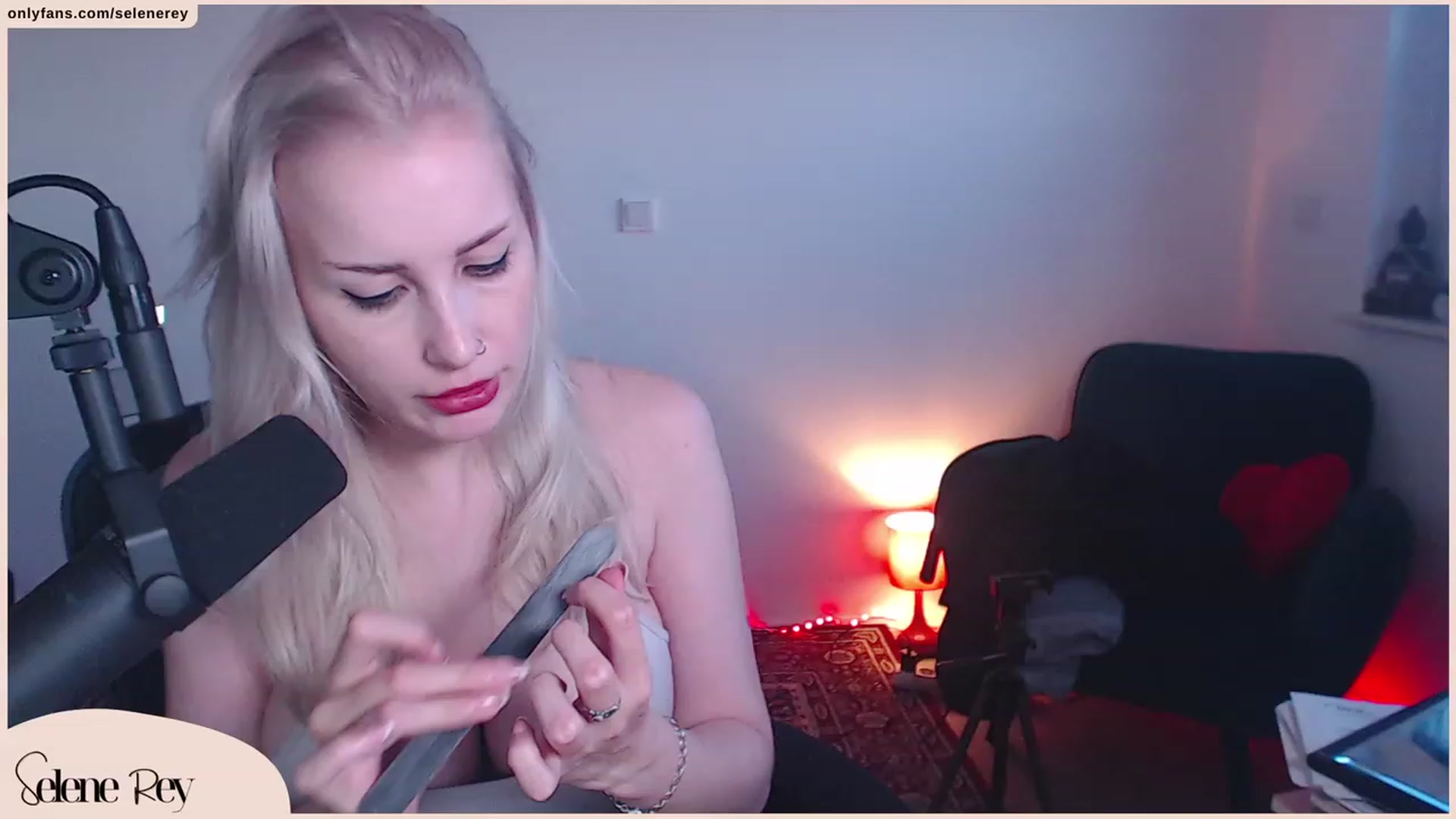 Gallery image thumbnail from SeleneRey's myfreecams stream on, 10/14/2023, 17:00 image 3 of 20