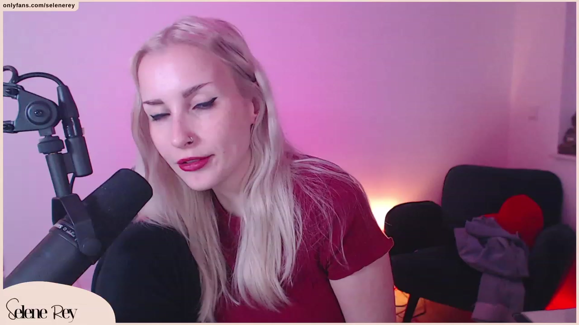 Gallery image thumbnail from SeleneRey's myfreecams stream on, 10/26/2023, 16:55 image 3 of 20