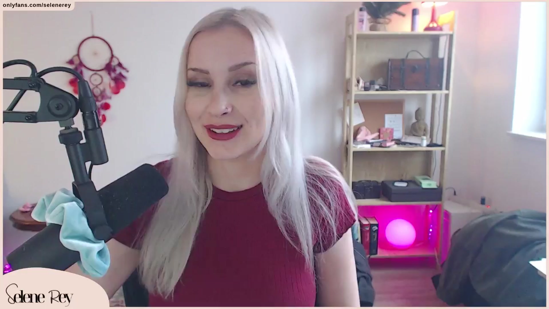 Gallery image thumbnail from SeleneRey's myfreecams stream on, 03/24/2024, 13:47 image 3 of 20