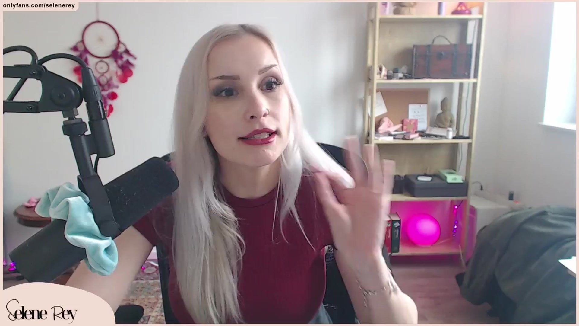 Gallery image thumbnail from SeleneRey's myfreecams stream on, 03/24/2024, 13:47 image 14 of 20