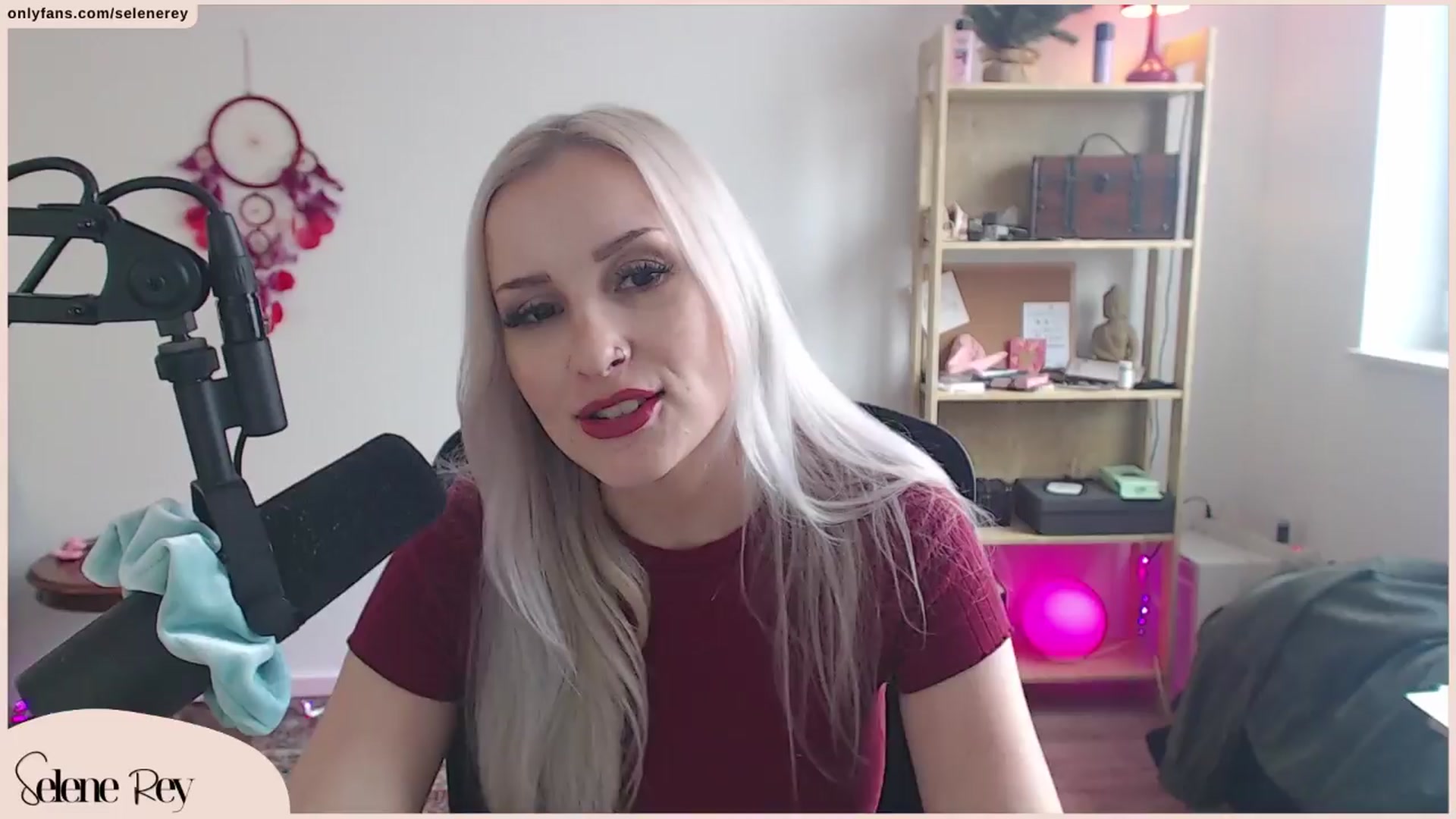 Gallery image thumbnail from SeleneRey's myfreecams stream on, 03/24/2024, 13:47 image 7 of 20