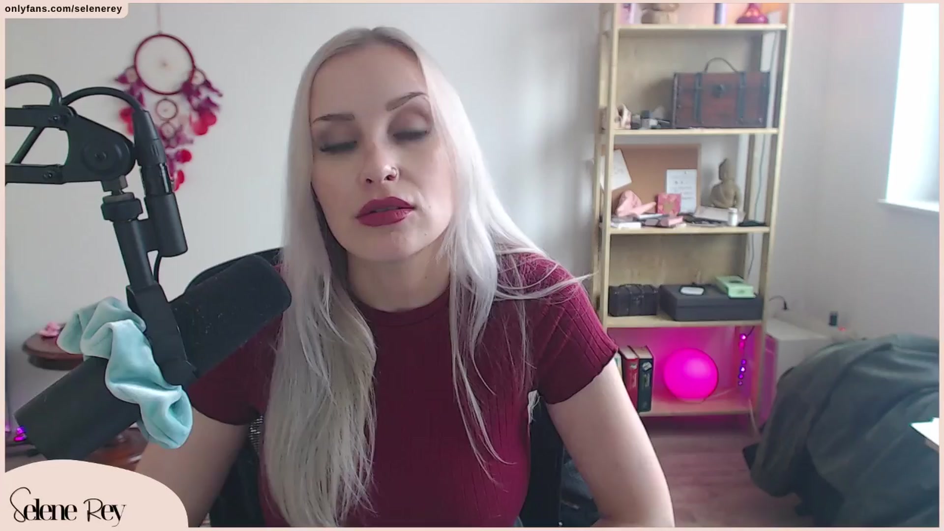Gallery image thumbnail from SeleneRey's myfreecams stream on, 03/24/2024, 13:47 image 12 of 20