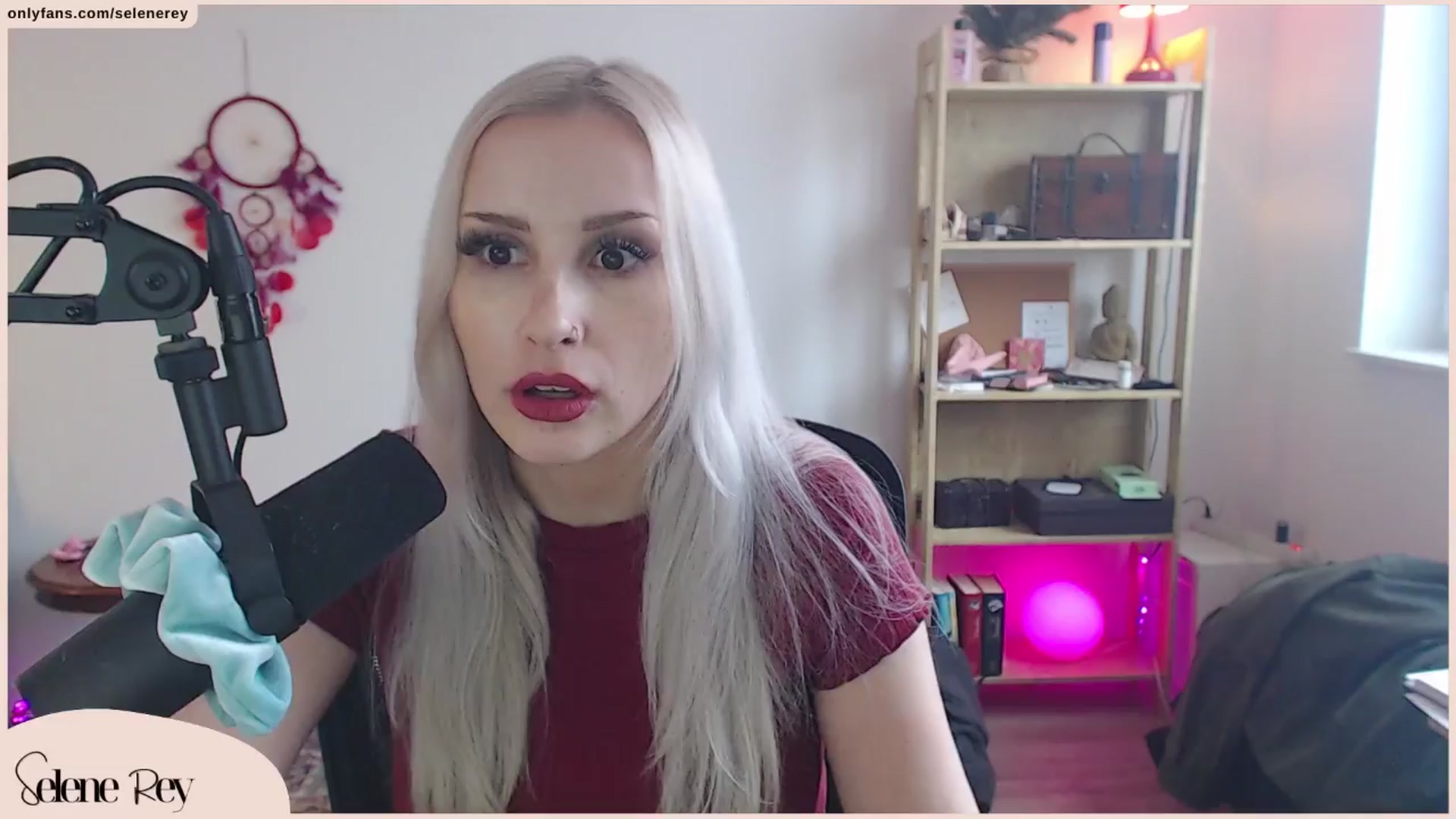 Gallery image thumbnail from SeleneRey's myfreecams stream on, 03/24/2024, 13:47 image 1 of 20