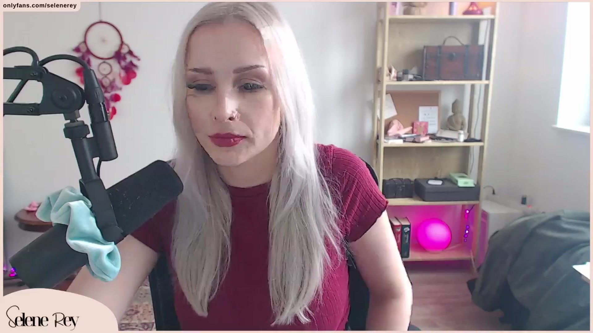 Gallery image thumbnail from SeleneRey's myfreecams stream on, 03/24/2024, 13:47 image 20 of 20