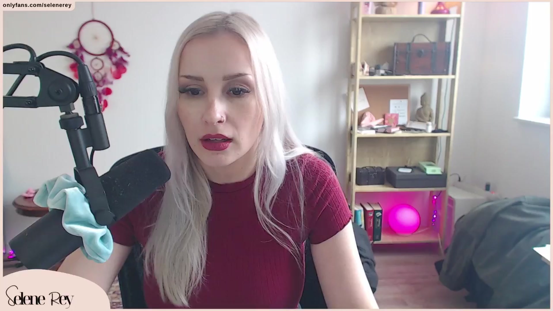 Gallery image thumbnail from SeleneRey's myfreecams stream on, 03/24/2024, 13:47 image 11 of 20