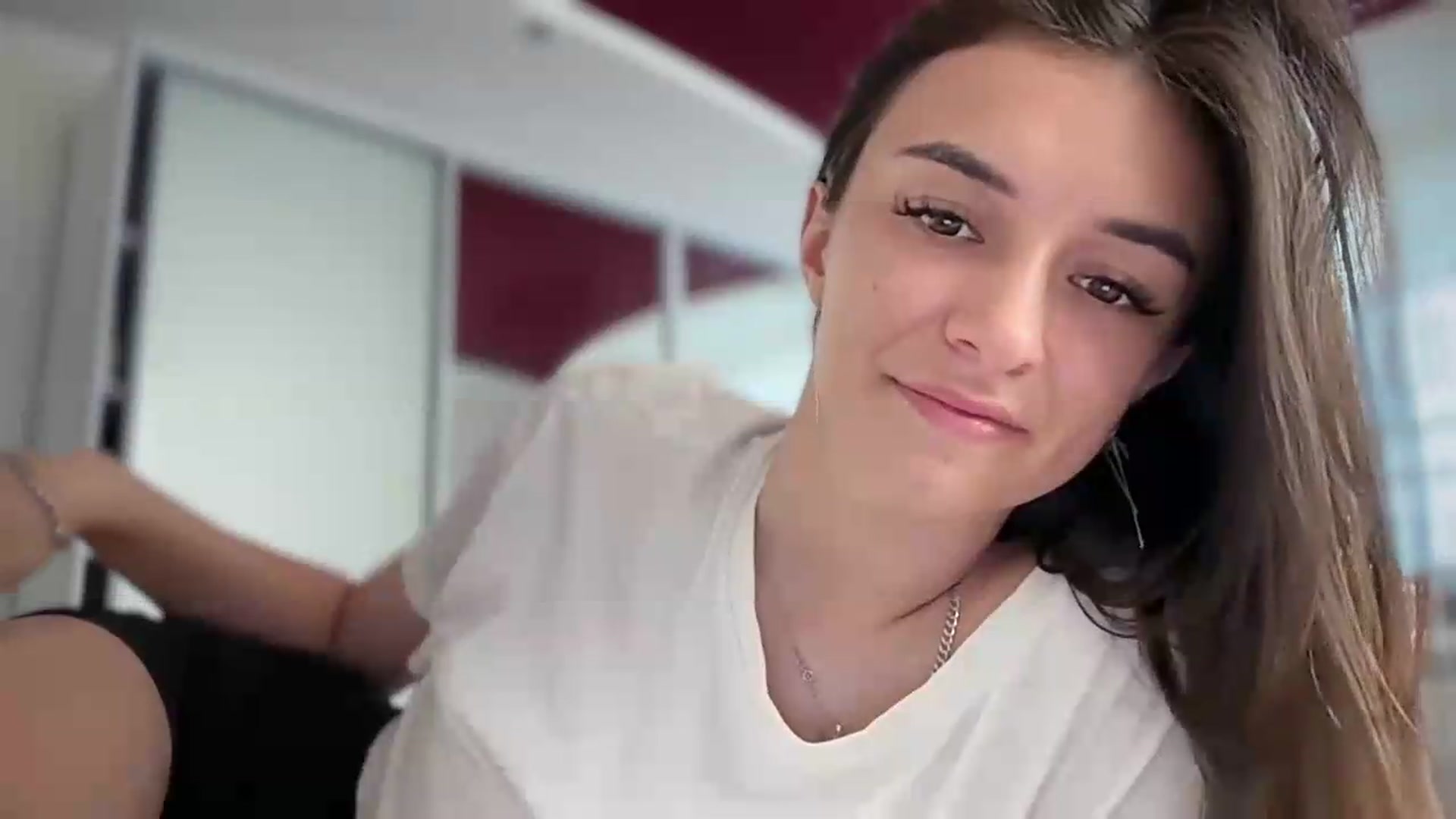 Gallery image thumbnail from Selene_Muse's myfreecams stream on, 08/08/2026, 13:36 image 17 of 20