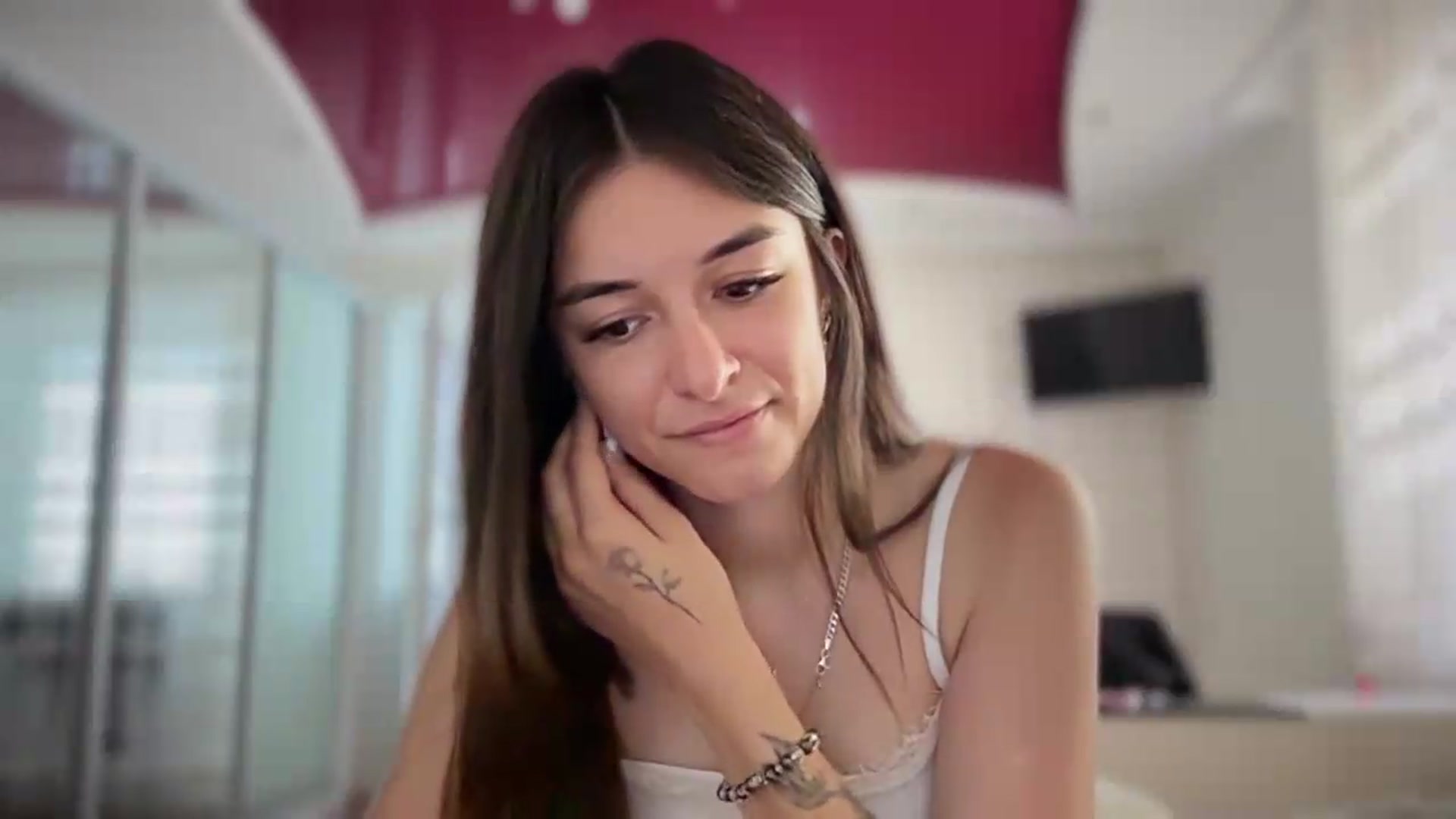 Gallery image thumbnail from Selene_Muse's myfreecams stream on, 08/09/2026, 11:00 image 16 of 20