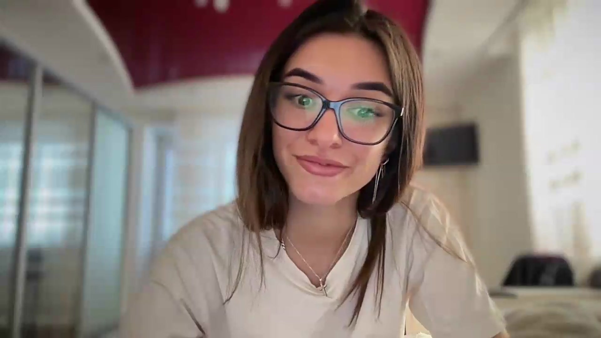 Gallery image thumbnail from Selene_Muse's myfreecams stream on, 08/16/2026, 07:49 image 15 of 20