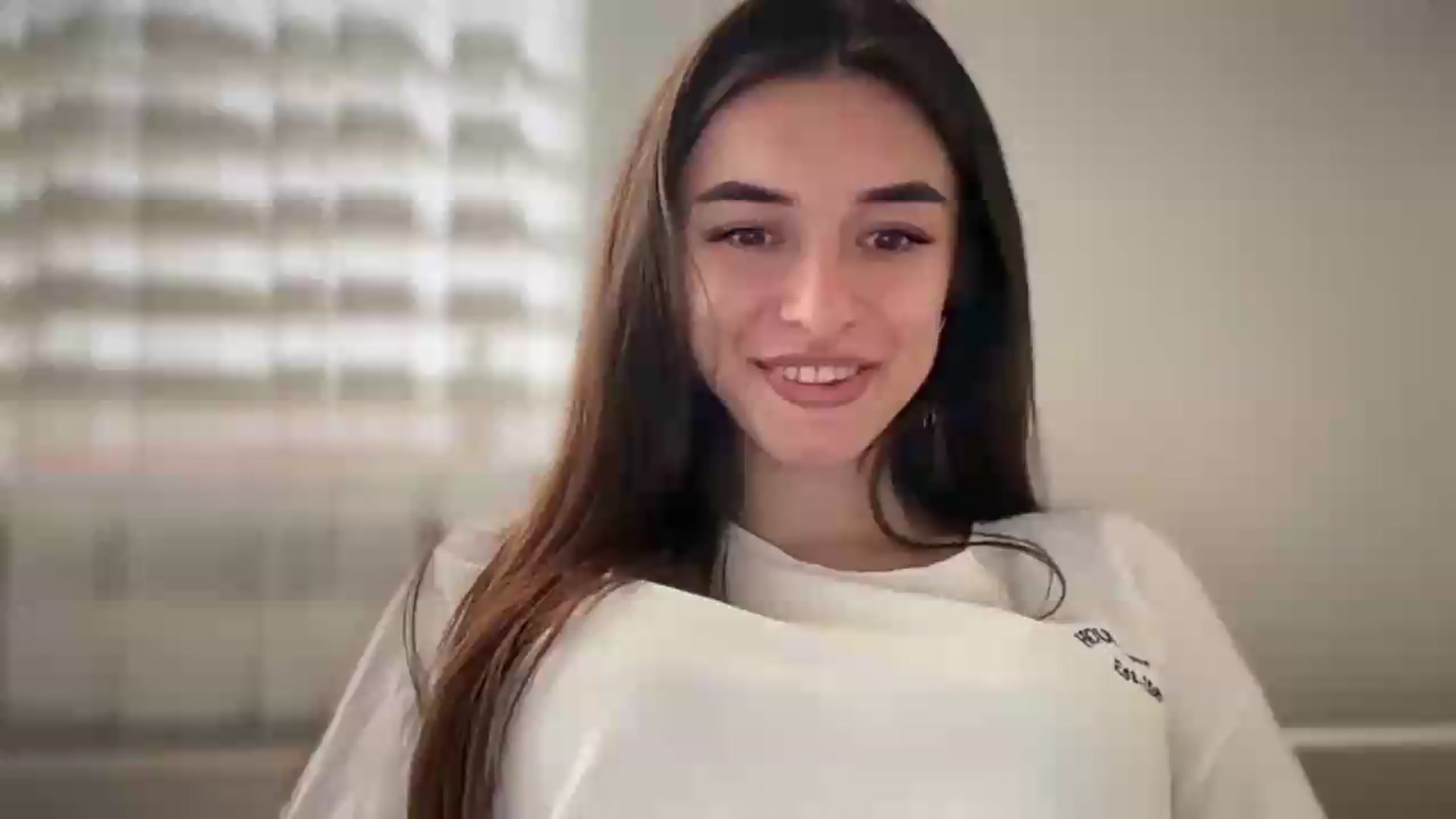 Gallery image thumbnail from Selene_Muse's myfreecams stream on, 08/16/2026, 08:52 image 18 of 20