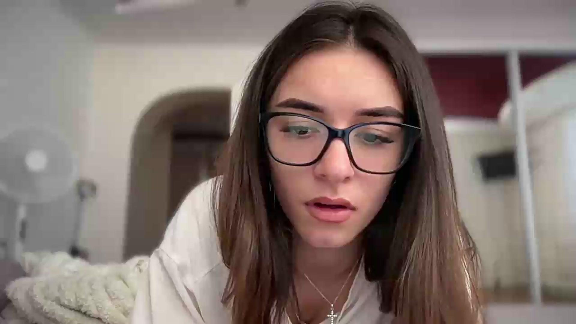 Gallery image thumbnail from Selene_Muse's myfreecams stream on, 08/16/2026, 08:52 image 1 of 20