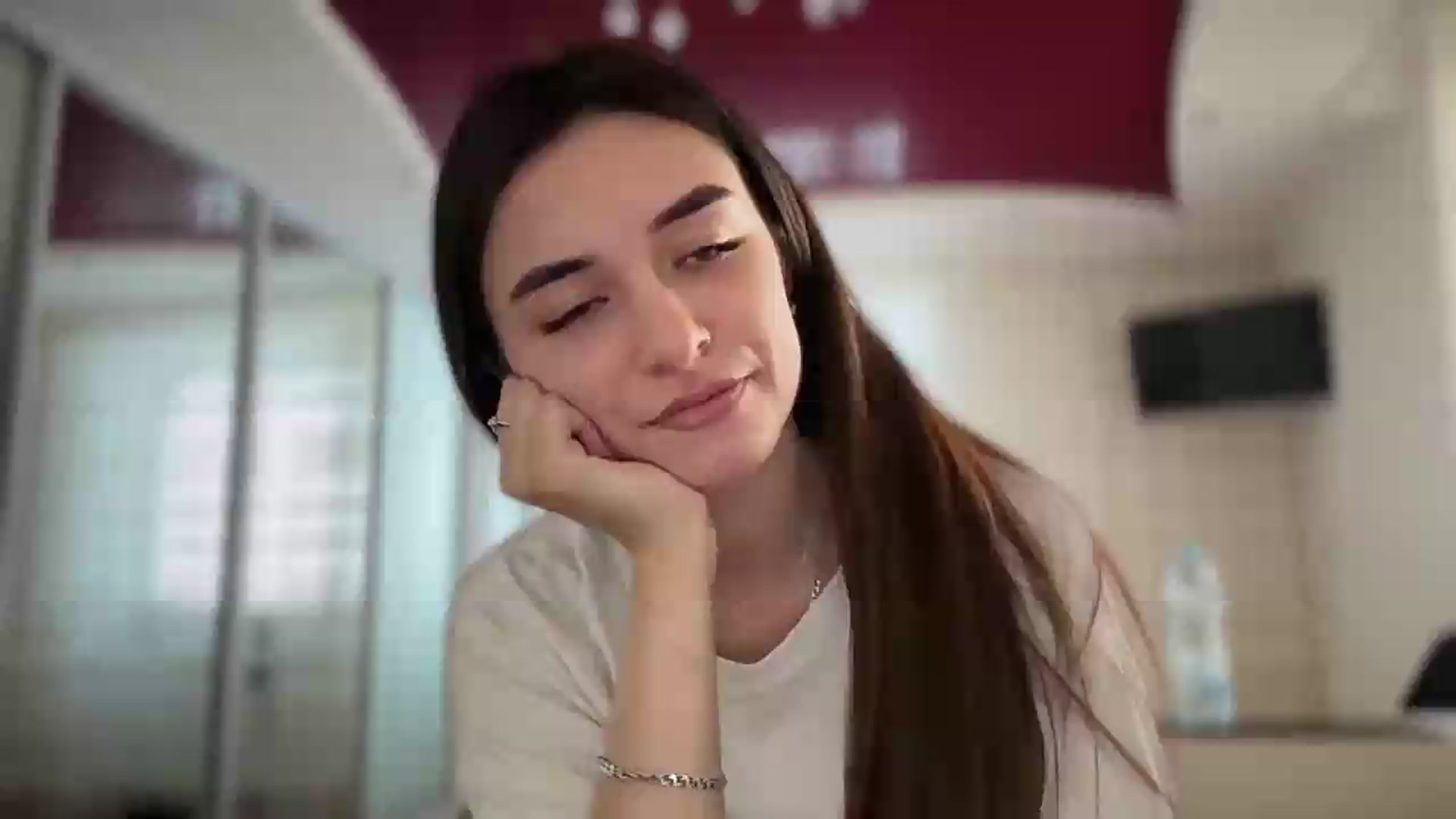 Gallery image thumbnail from Selene_Muse's myfreecams stream on, 08/16/2026, 11:14 image 1 of 20