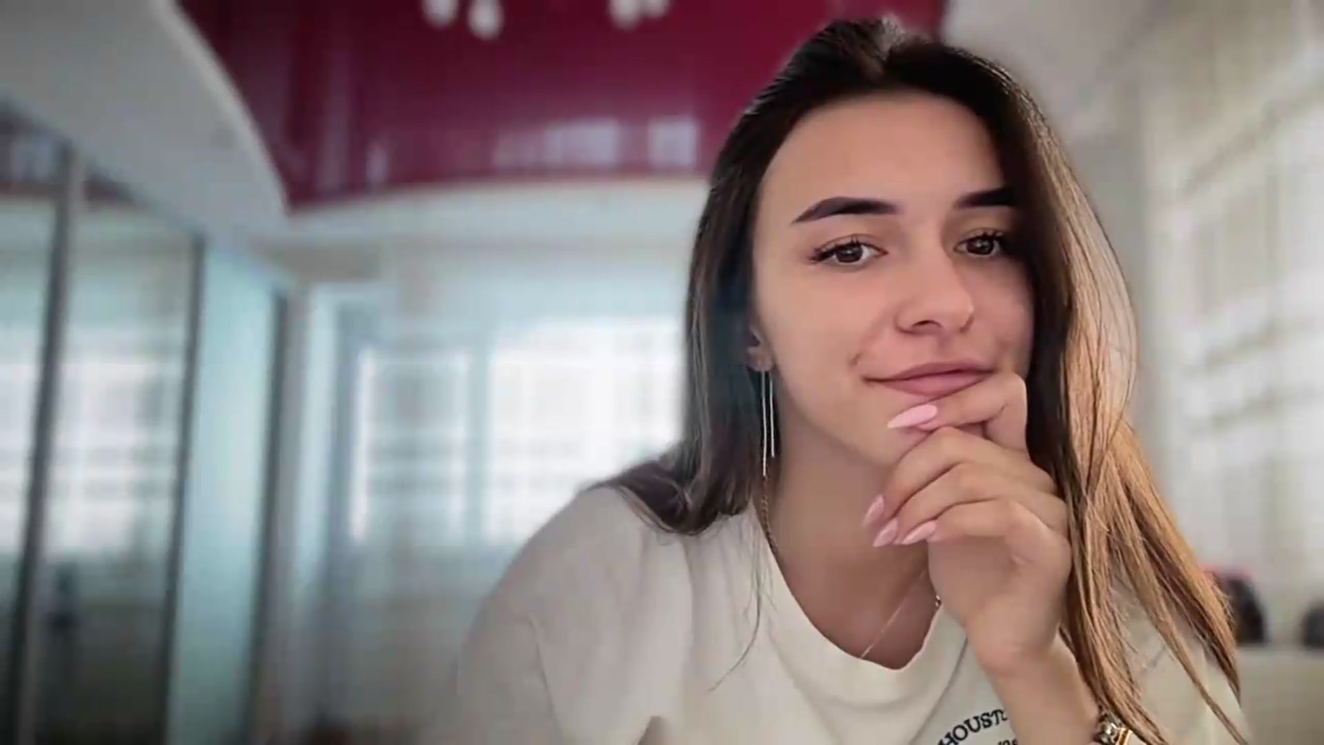 Gallery image thumbnail from Selene_Muse's myfreecams stream on, 08/16/2026, 13:00 image 5 of 20