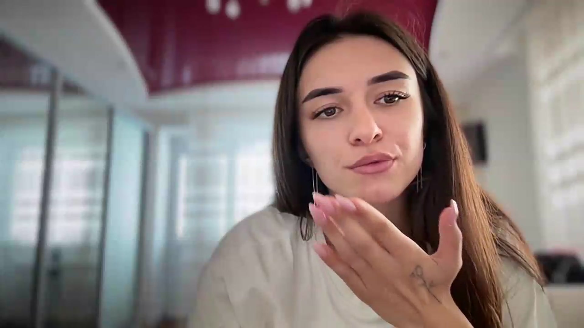Gallery image thumbnail from Selene_Muse's myfreecams stream on, 08/16/2026, 13:00 image 2 of 20