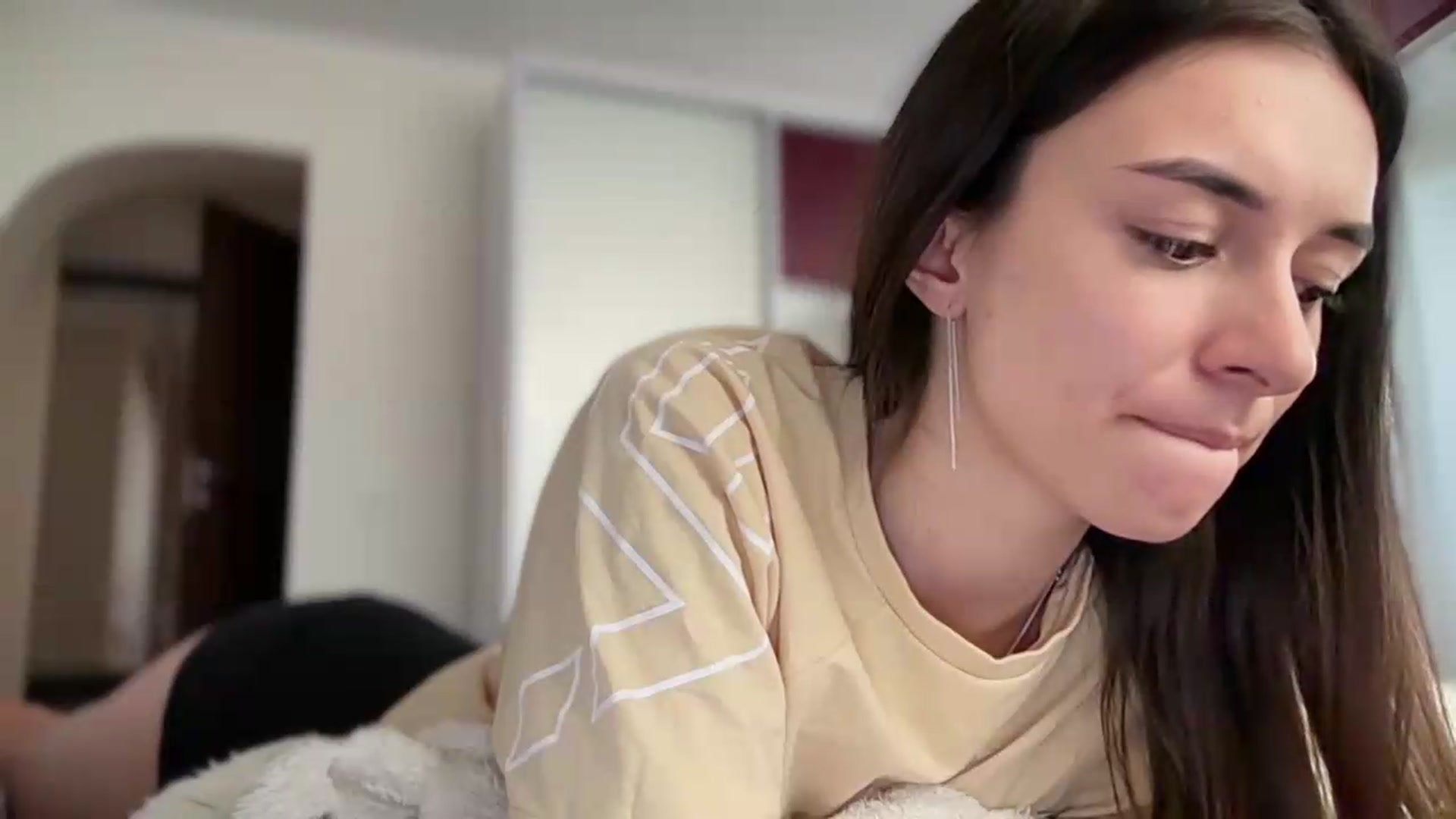 Gallery image thumbnail from Selene_Muse's myfreecams stream on, 08/17/2026, 11:08 image 6 of 20