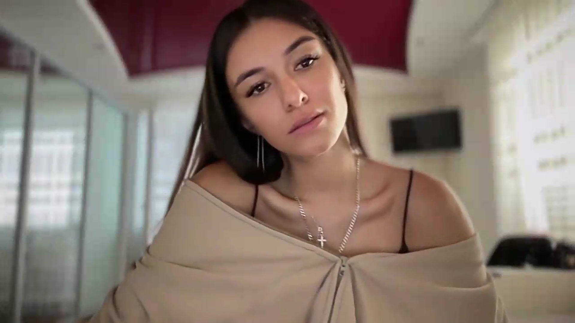 Gallery image thumbnail from Selene_Muse's myfreecams stream on, 09/01/2026, 11:01 image 20 of 20