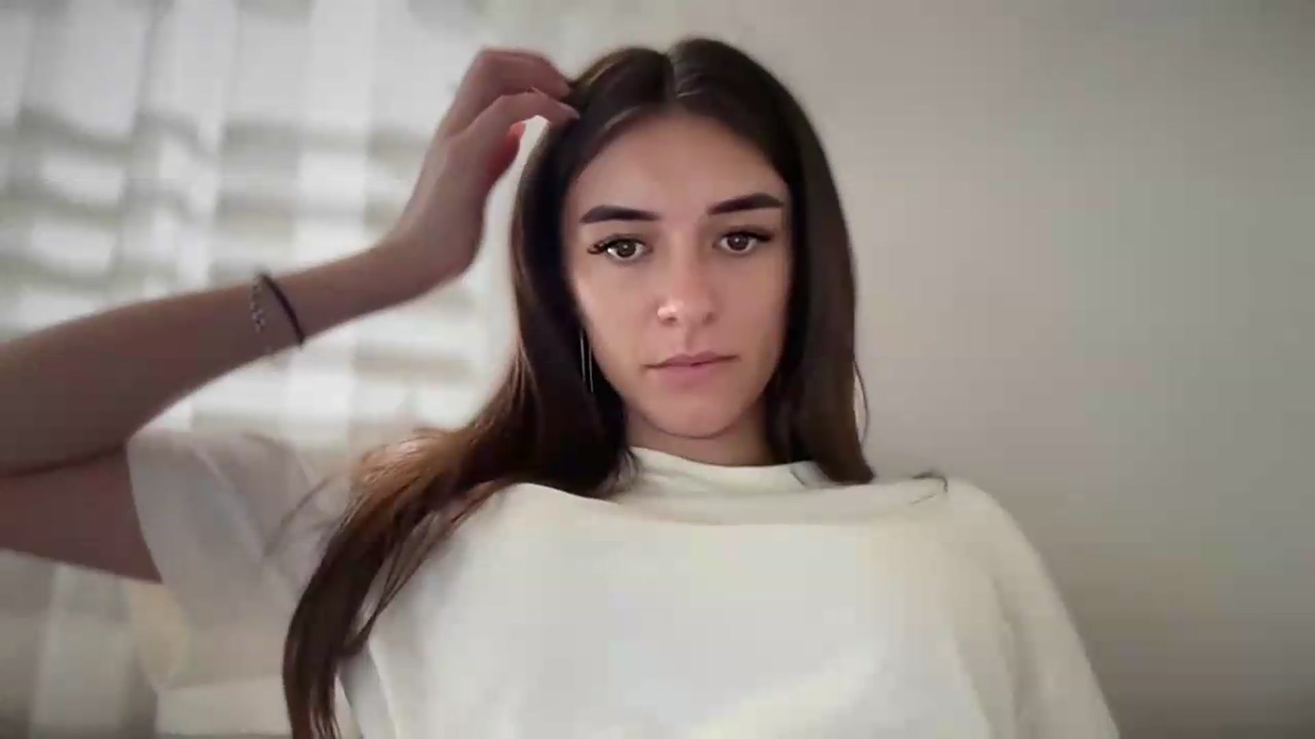 Gallery image thumbnail from Selene_Muse's myfreecams stream on, 09/02/2026, 10:27 image 7 of 20