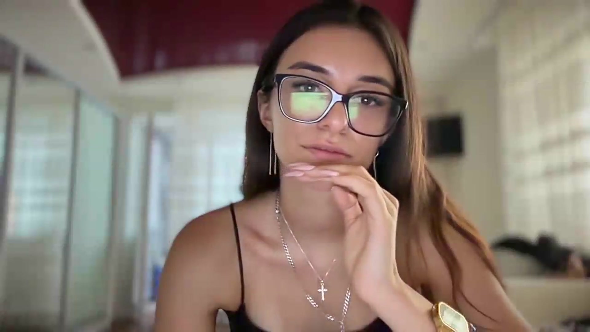 Gallery image thumbnail from Selene_Muse's myfreecams stream on, 09/05/2026, 10:52 image 4 of 20