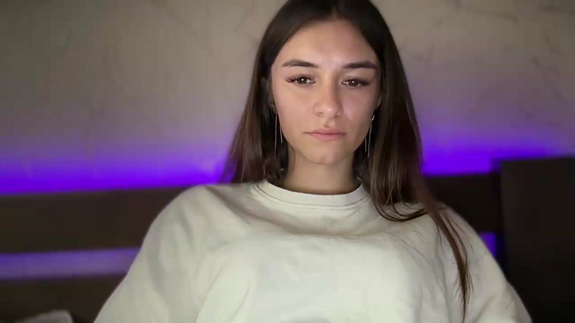 Gallery image thumbnail from Selene_Muse's myfreecams stream on, 09/06/2026, 09:37 image 19 of 20