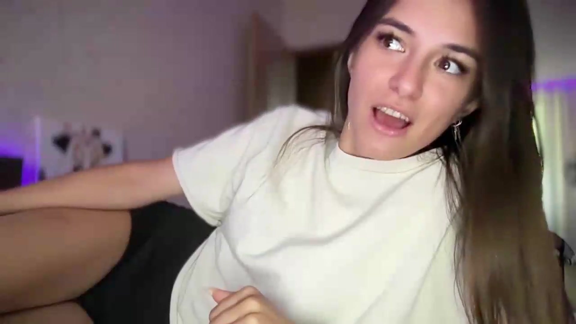 Gallery image thumbnail from Selene_Muse's myfreecams stream on, 09/06/2026, 10:05 image 5 of 20