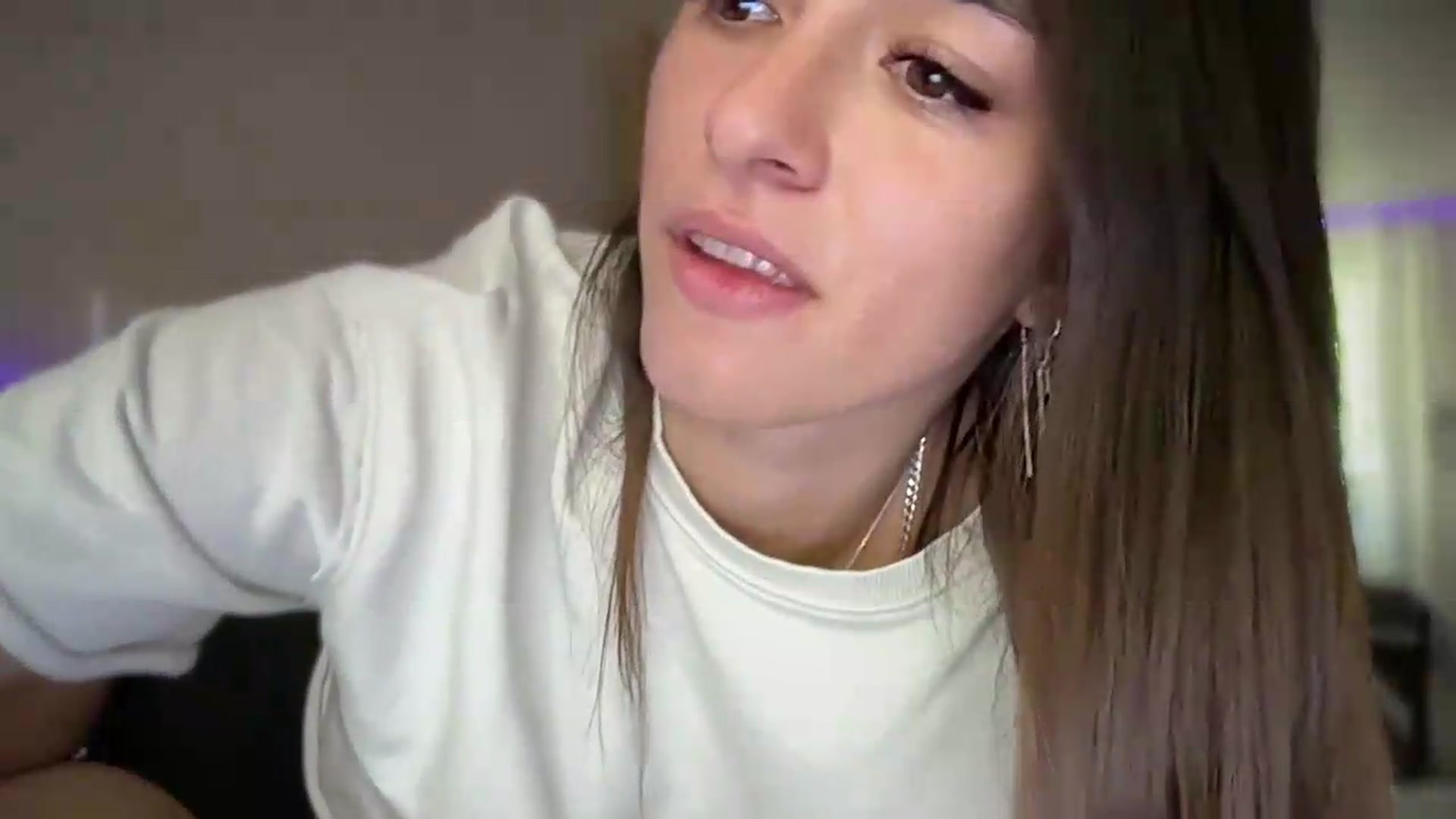 Gallery image thumbnail from Selene_Muse's myfreecams stream on, 09/06/2026, 10:05 image 8 of 20