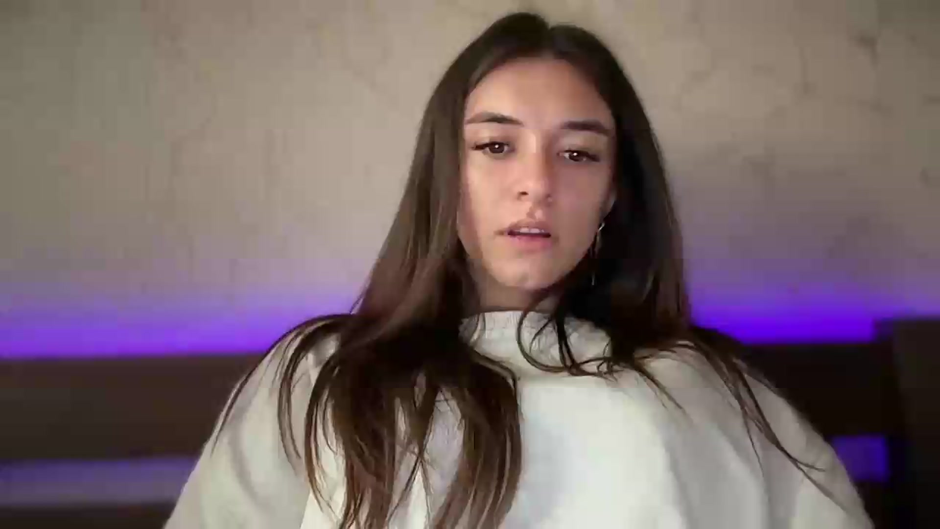 Gallery image thumbnail from Selene_Muse's myfreecams stream on, 09/06/2026, 11:10 image 1 of 20
