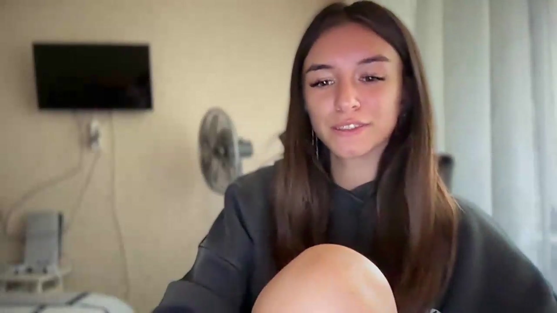 Gallery image thumbnail from Selene_Muse's myfreecams stream on, 09/07/2026, 11:04 image 9 of 20