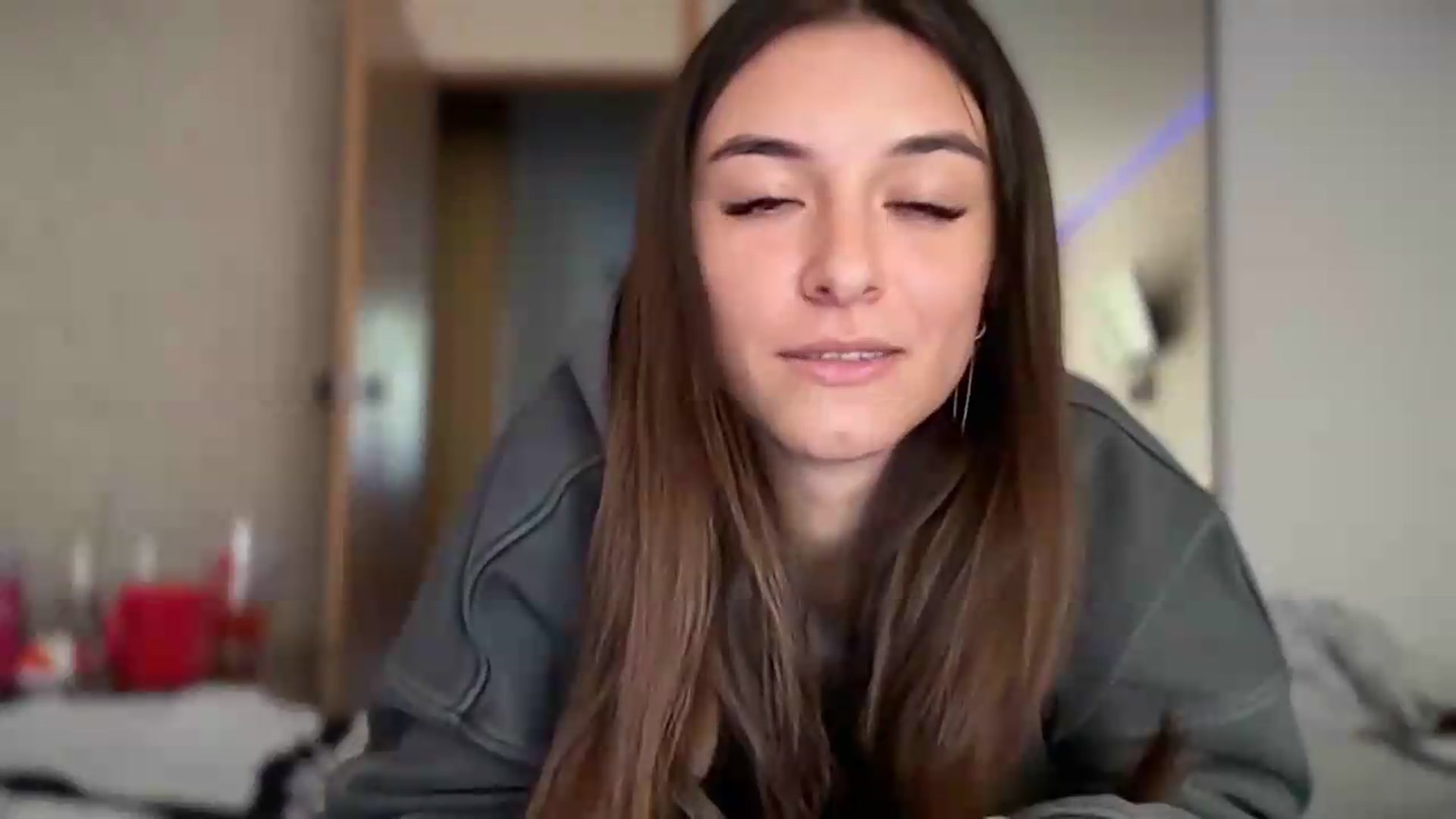 Gallery image thumbnail from Selene_Muse's myfreecams stream on, 09/07/2026, 12:30 image 15 of 20