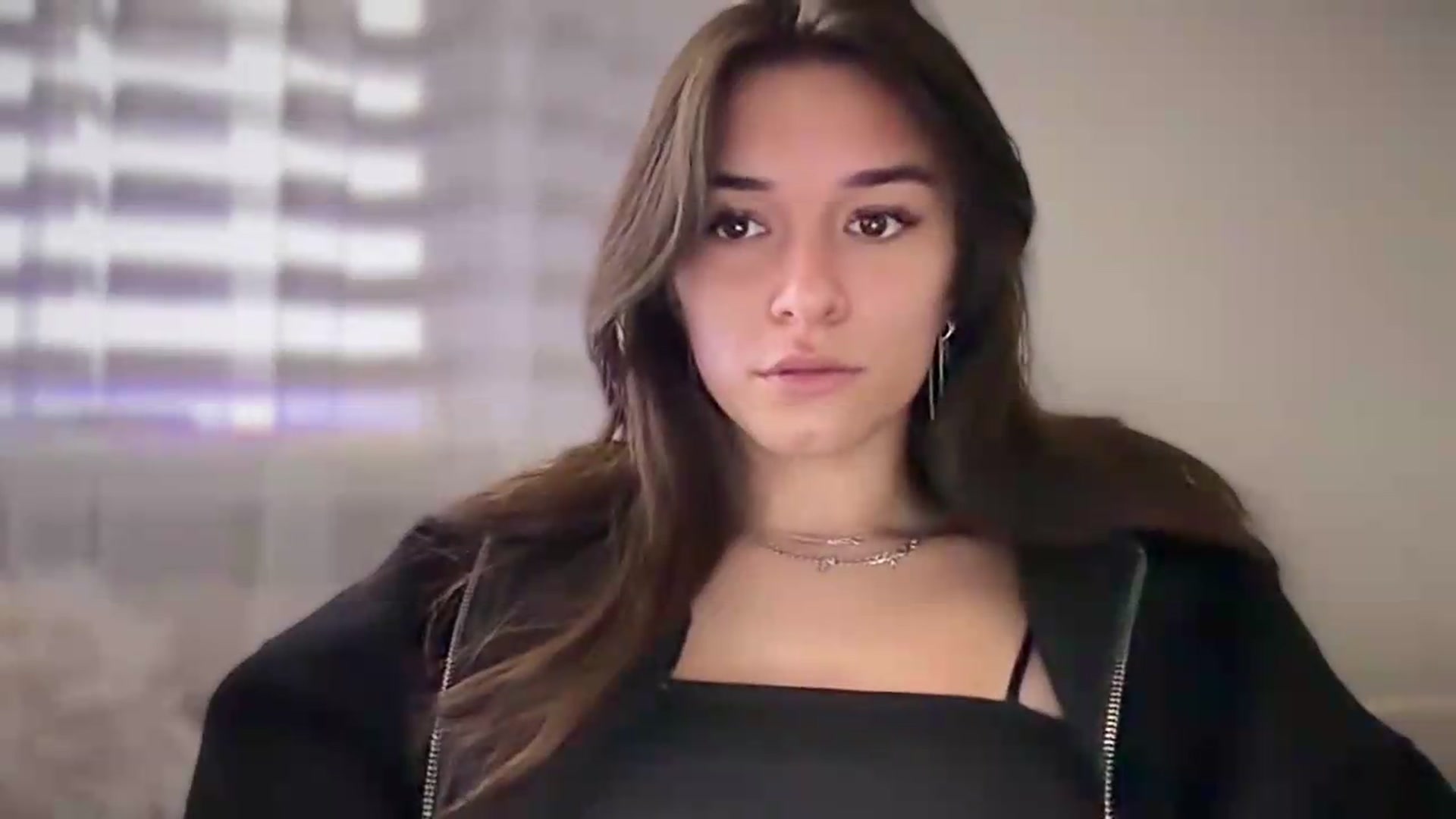 Gallery image thumbnail from Selene_Muse's myfreecams stream on, 09/21/2026, 10:27 image 16 of 20