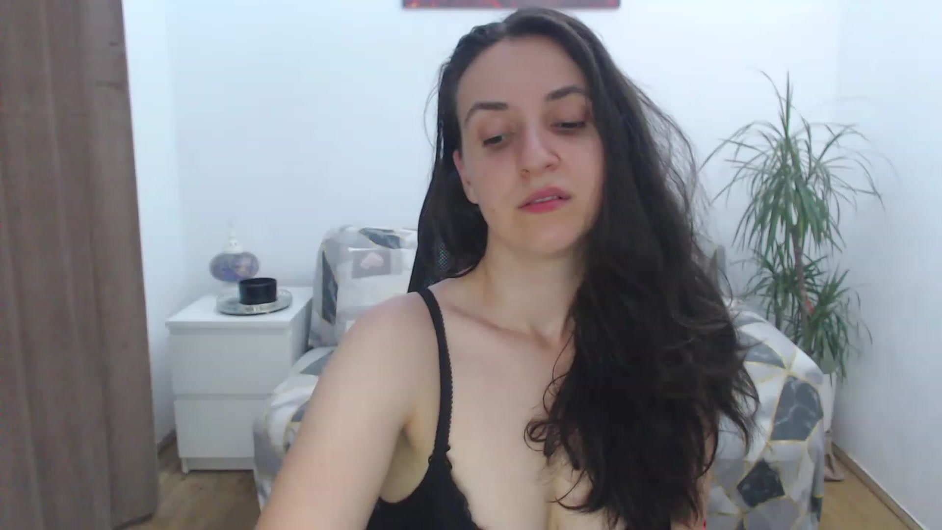 Gallery image thumbnail from Selene_Sol's myfreecams stream on, 07/31/2023, 02:05 image 10 of 20