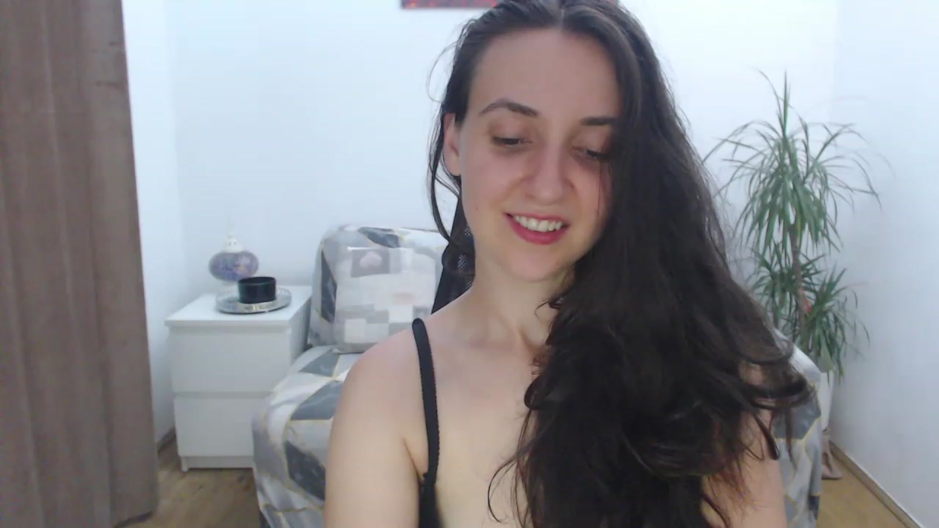 Gallery image thumbnail from Selene_Sol's myfreecams stream on, 07/31/2023, 02:05 image 8 of 20