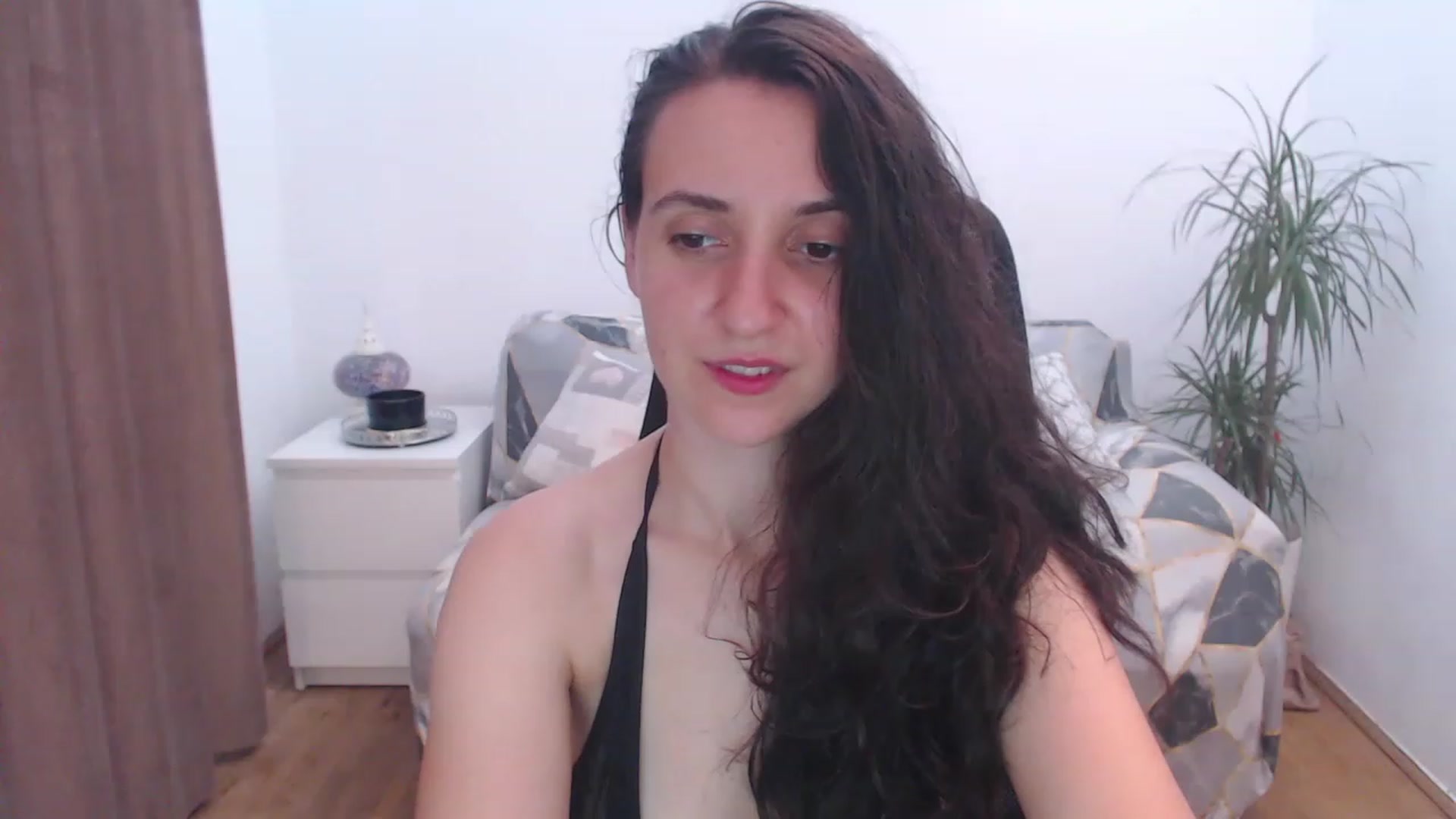 Gallery image thumbnail from Selene_Sol's myfreecams stream on, 08/07/2023, 01:07 image 5 of 20