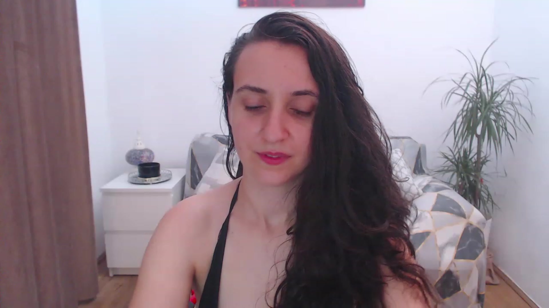 Gallery image thumbnail from Selene_Sol's myfreecams stream on, 08/07/2023, 01:07 image 18 of 20